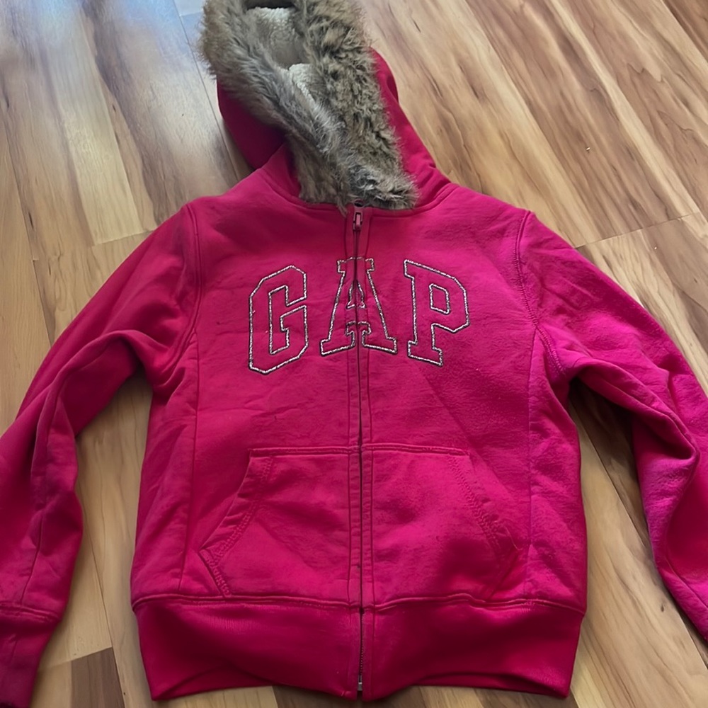 Girl’s Gap Sweater